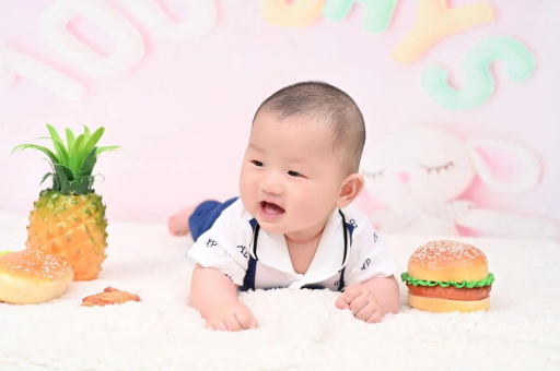 喀什宝宝的快乐时光