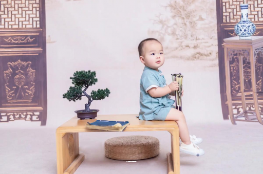 喀什宝宝吃迷糊奶如何纠正
